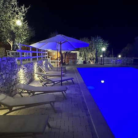 Village Valle D'Oro Aparthotel San Menaio Exterior photo